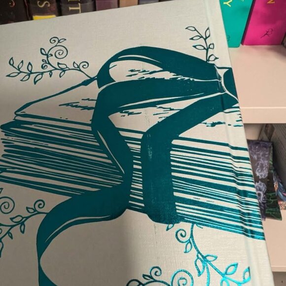 Half Bridgerton Girls Illumicrate set - Picture 8 of 10